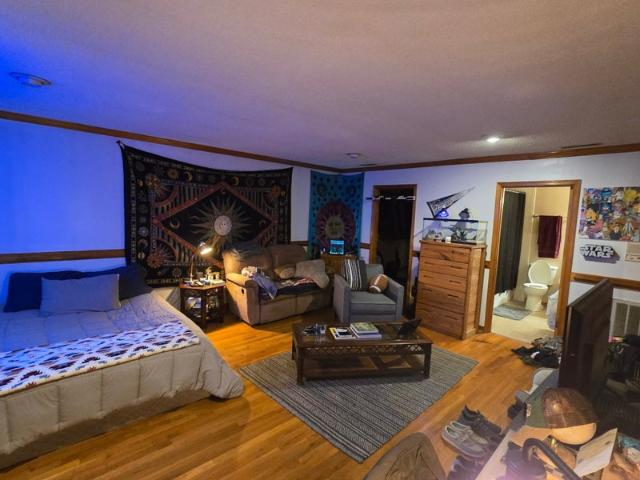 Room for rent in Virginia