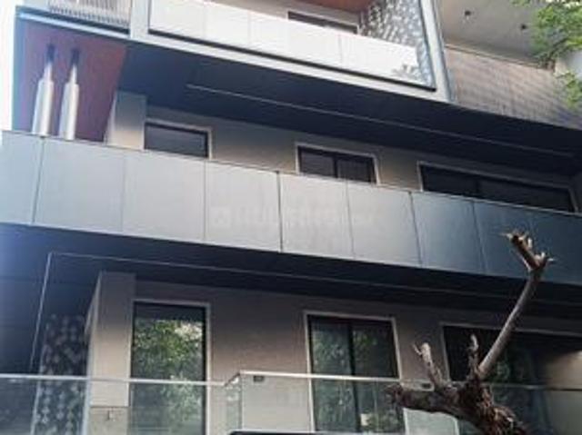 Property for sale in Deri