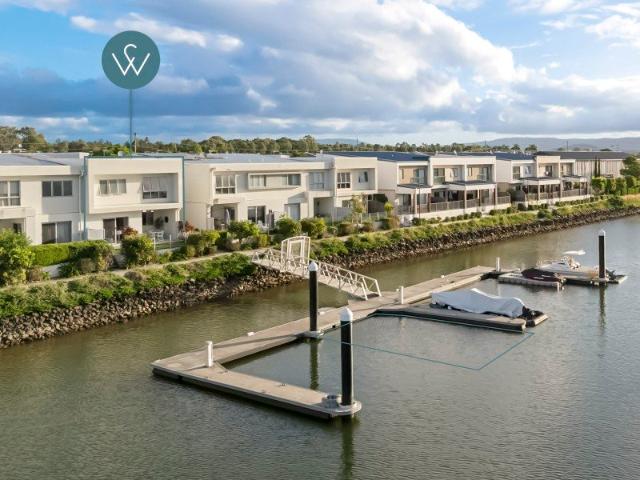 Townhouse for sale in Fernbrook, Queensland
