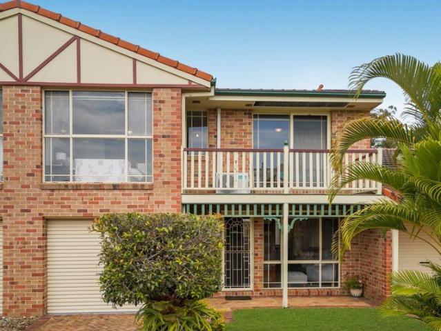 Townhouse for sale in Fernbrook, Queensland