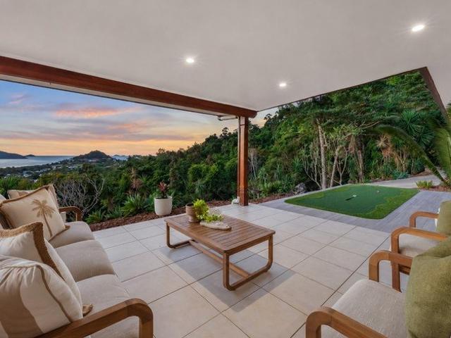 House for sale in Cannonvale