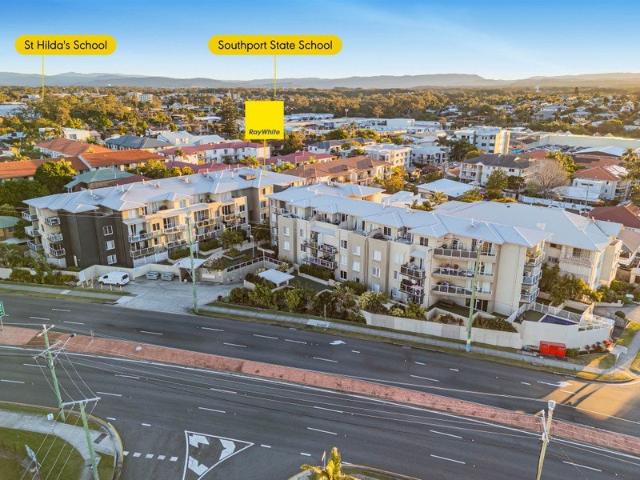Apartment for sale in Southport, Gold Coast City