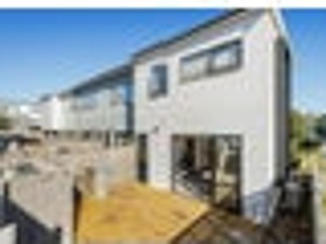 House for sale in Paremoremo
