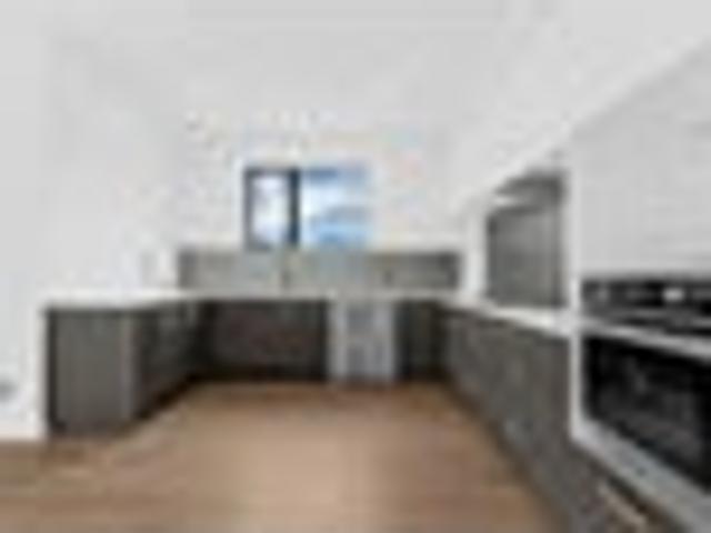 Townhouse for sale in Awhitu