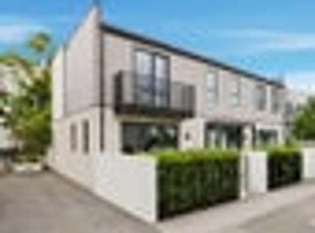 Townhouse for sale in Heathcote, Canterbury
