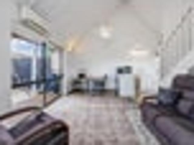 House for sale in Papakura