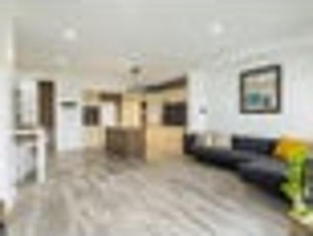 Townhouse for sale in Whangaparaoa