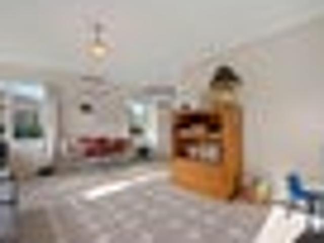 House for sale in Owhata, Oroua County