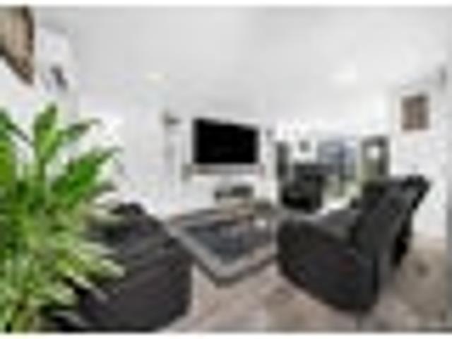 House for sale in Owhata, Oroua County