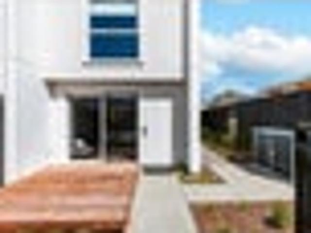 Townhouse for sale in Omokoroa, Bay Of Plenty
