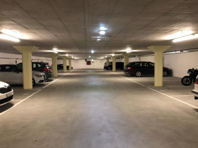 Garage mieten in Zumikon, Bezirk Meilen