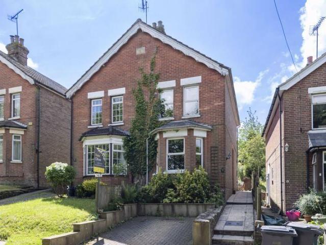 Apartment for rent in Jarvis Brook, Wealden