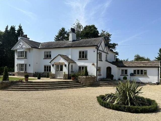 House for sale in Macclesfield