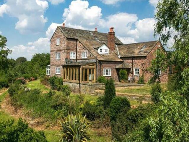 House for sale in Macclesfield