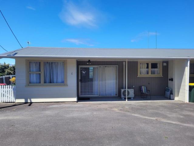 Apartment for rent in Hillsborough, Taranaki