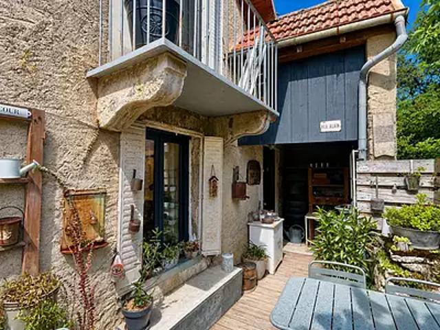 Maison vente à Dole, Mouchard