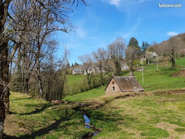Maison vente à Mauriac, Méallet