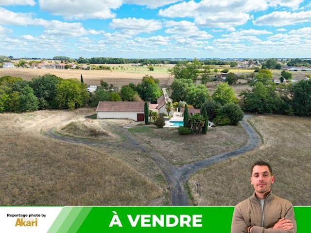 Ferme vente à Thuré, Vienne