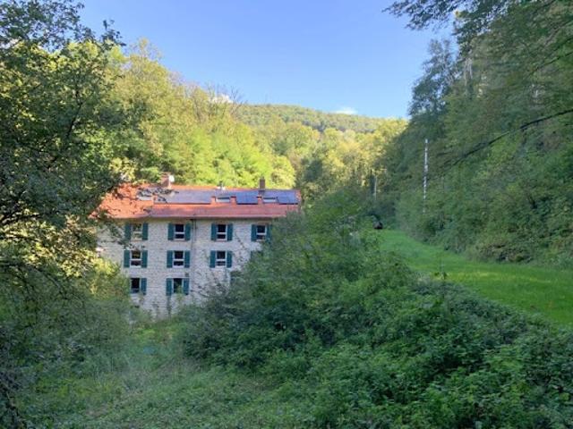 Ferme vente à Saint-Amour, Jura