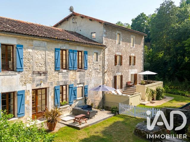 Ferme vente à Cognac, Bourg-charente