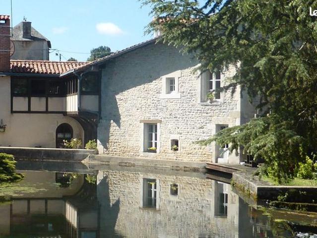 Maison vente à Montmorillon, Lizant