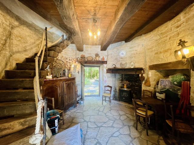 Maison vente à Villefranche-de-Rouergue, Sainte-croix