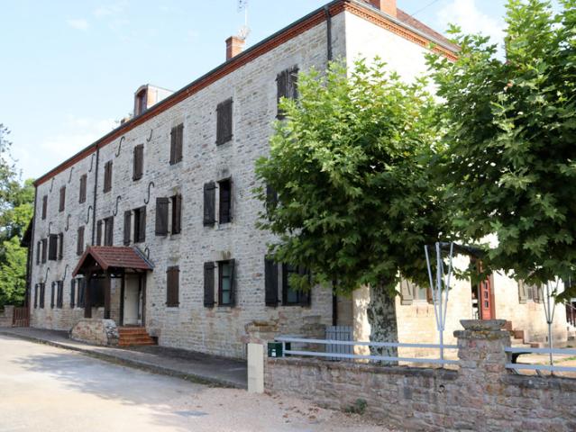 Maison vente à Mâcon, La Truchère