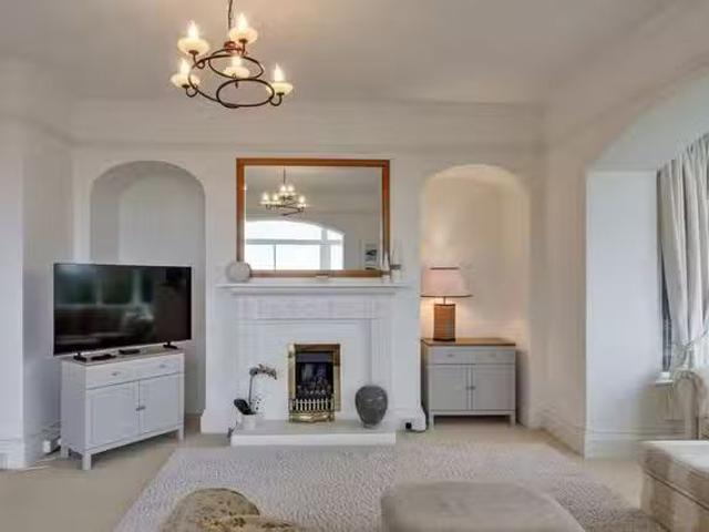 Apartment for rent in Strode, Devon