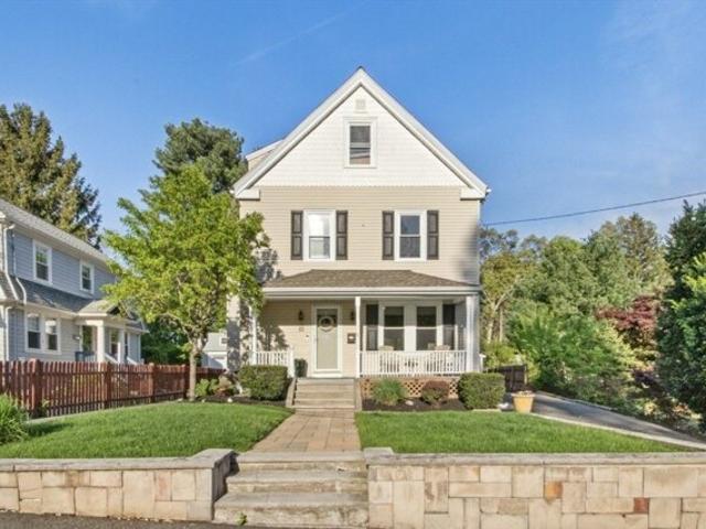 House for sale in Newton