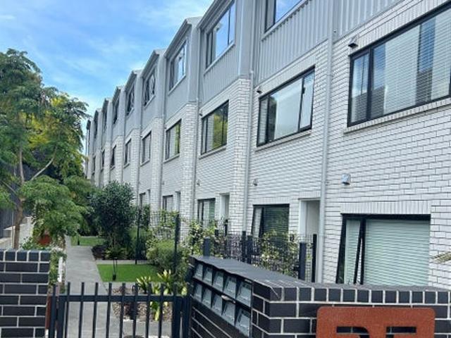 House for rent in Balmoral