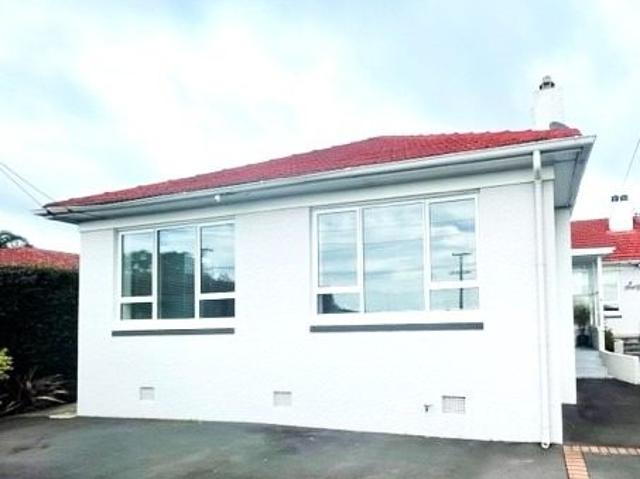 Apartment for rent in Balmoral
