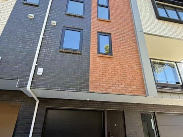 House for rent in Balmoral