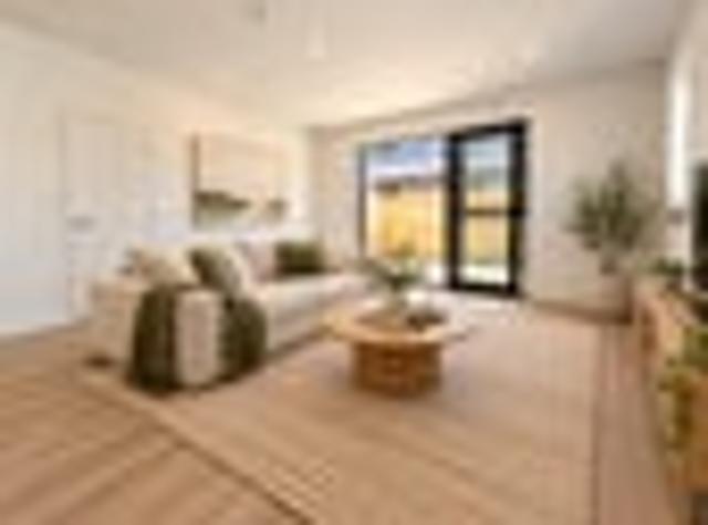 Townhouse for rent in Ōwairaka, Albert-Eden