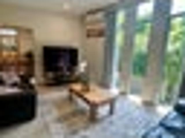 House for rent in Balmoral