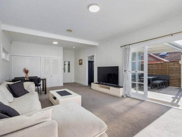 House for rent in Balmoral