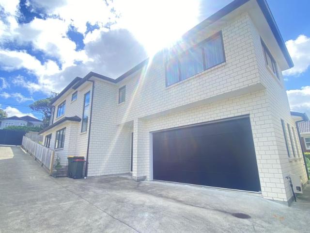 House for rent in Ōwairaka, Albert-Eden