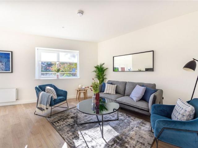 Apartment to rent in Bluebell, North Tipperary