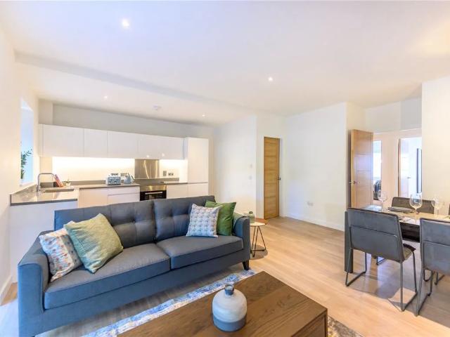 Apartment to rent in Mount Argus, Dublin