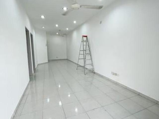 Terraced House for rent in Tebrau