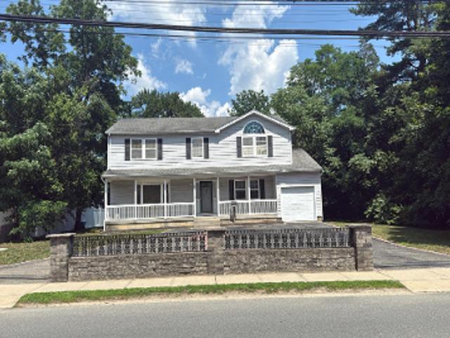 House for sale in Babylon, New York