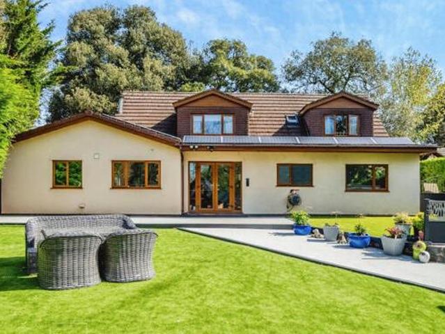 House for sale in Lyons, Greater London