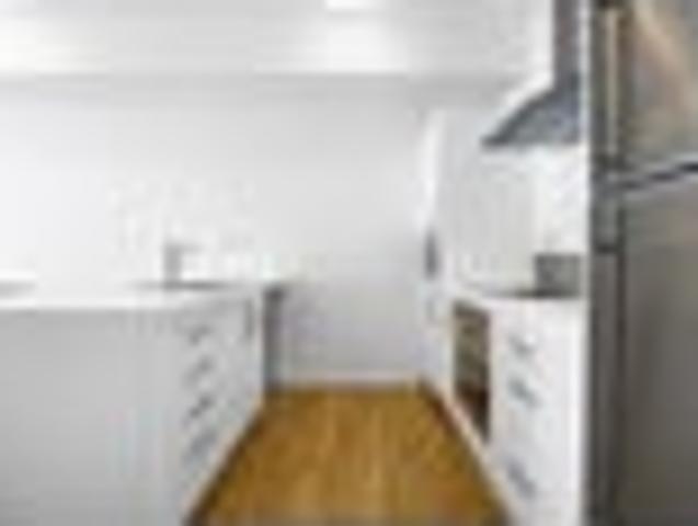 Townhouse for rent in Mount Cook, Wellington