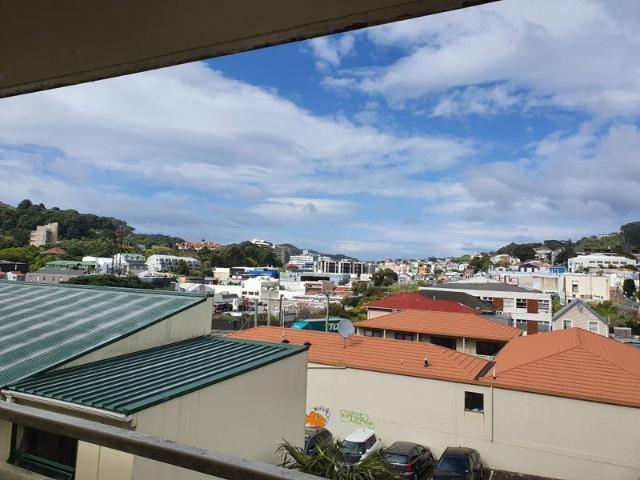 Apartment for rent in Mount Cook, Wellington