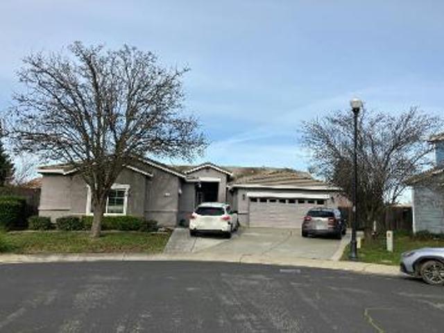 House for sale in Roseville