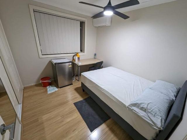 Room for rent in Mount Druitt, Sydney