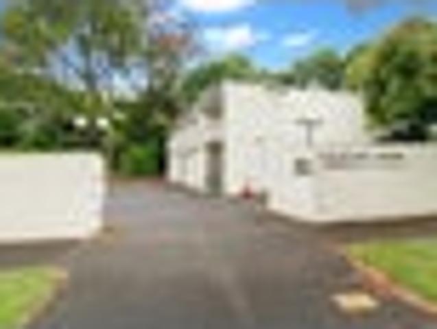 Apartment for rent in Mount Eden Village, Albert-Eden