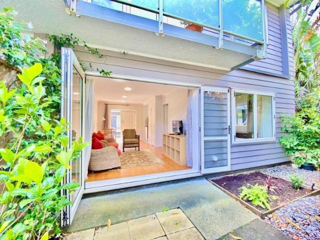 Apartment for rent in Balmoral