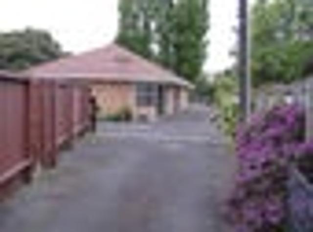 Apartment for rent in Mount Roskill, Oroua County