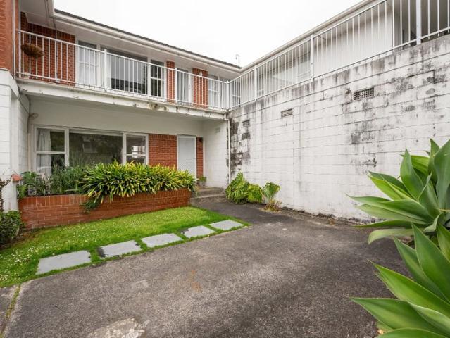 Apartment for rent in Balmoral