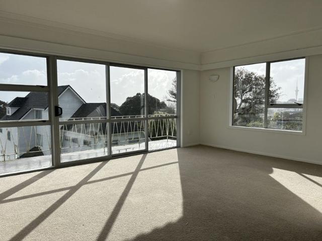 Apartment for rent in Balmoral